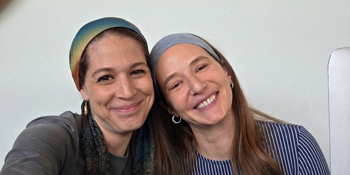 How Two Women Used AI to Help a Father With Dementia Shop Safely