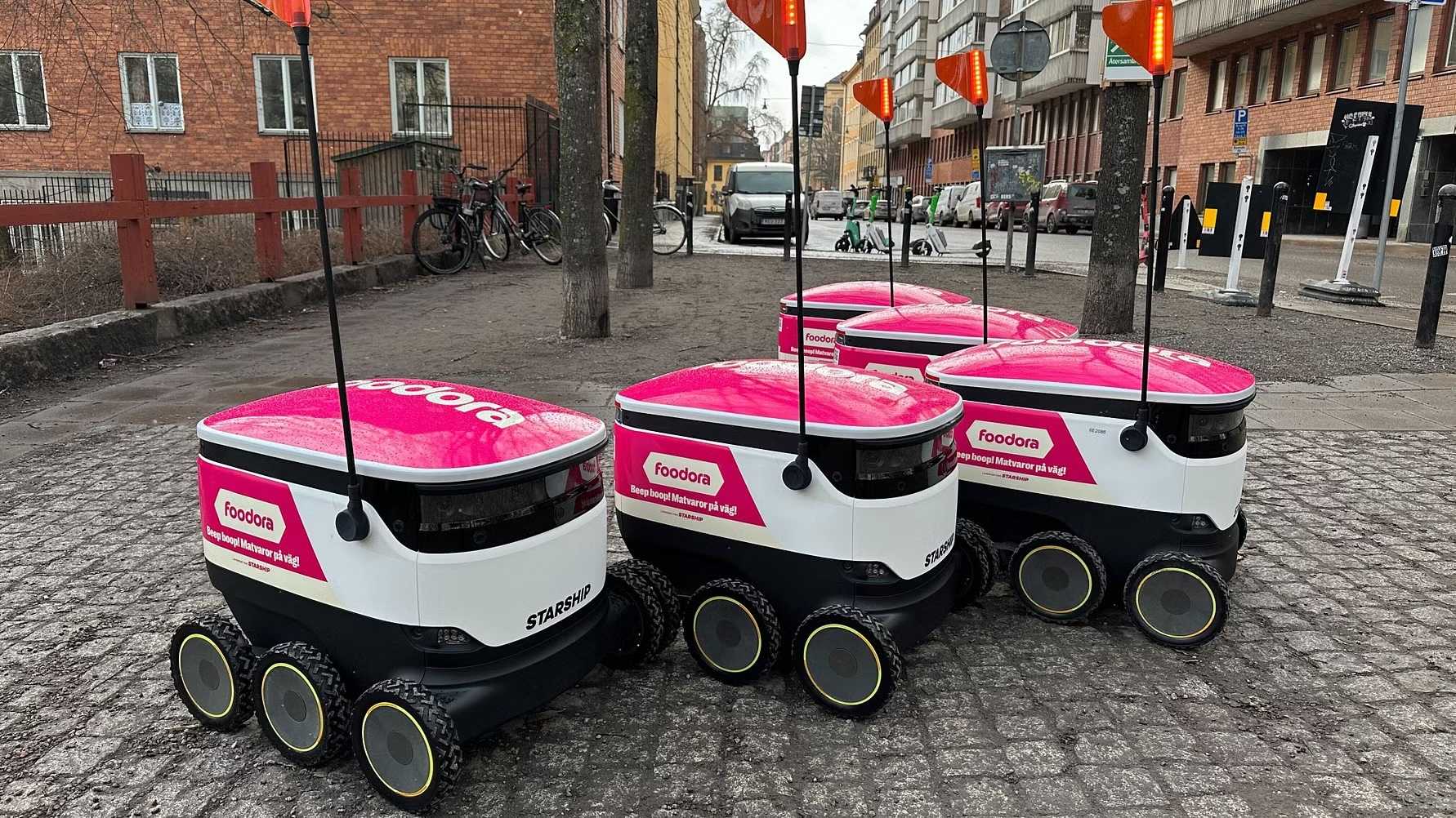 JD.com Founder: Robots Will Replace 700,000 Delivery Workers